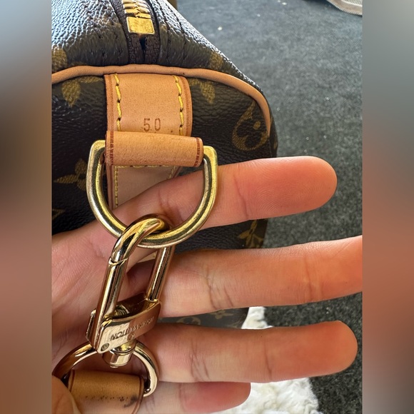 RESERVED🔥🔥Louis Vuitton Keepall Bandouliere 50🔥🔥 - Picture 7 of 14